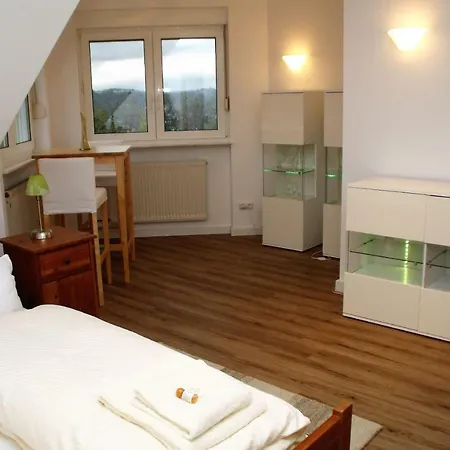 Feyen In Appartement Trier